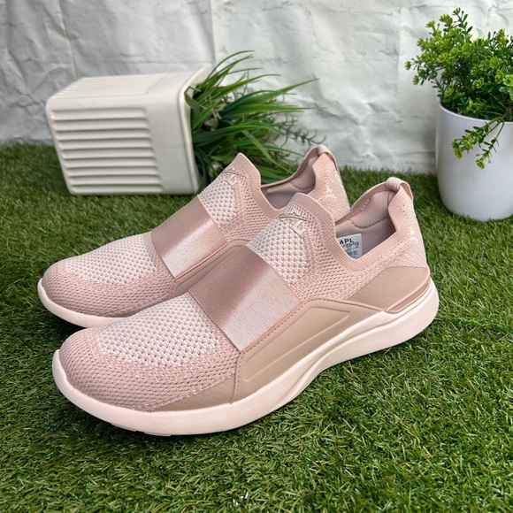 APL Athletic Propulsion Labs APL Lululemon womens size  9.5 Rose Dust/ Nude - Picture 15 of 17